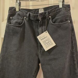 Toteme black straight leg jeans NWT 26